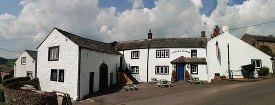 The Horse and Farrier Inn